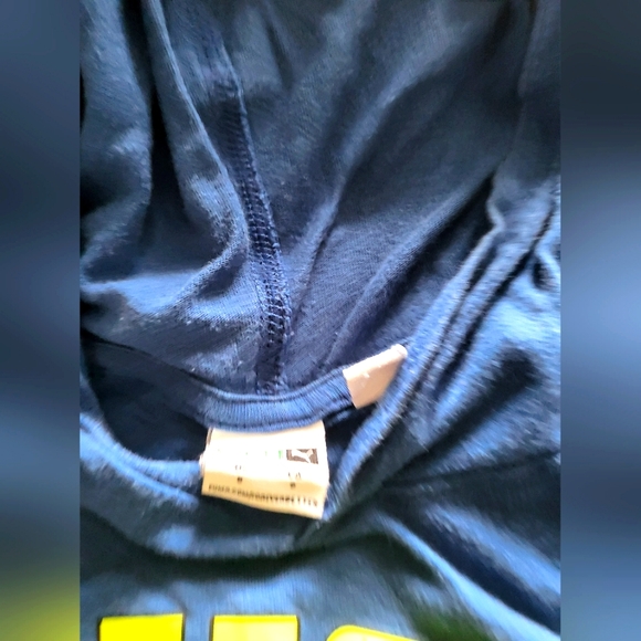 Puma Long Sleeve T - Picture 4 of 4